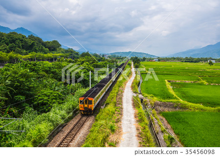 台灣花蓮玉里火車風光Asia Taiwan Hualien scenery 35456098