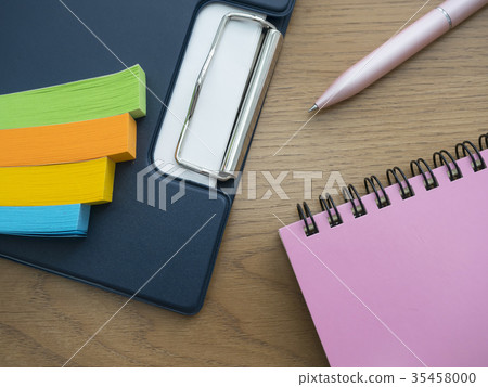 Business image · document · notebook · sticky note · female 35458000