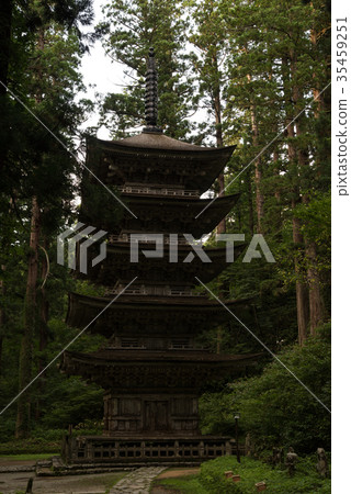 Haguroyama five-storied pagoda 35459251