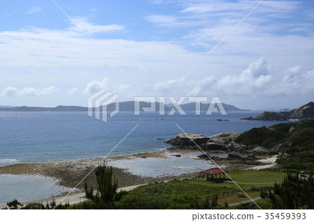 Zamami Island seen from Tokashiki Island Zamami Island seen from Tokashiki Island 35459393