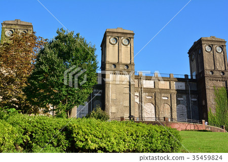 橫濱賽馬場 橫濱賽馬場 35459824