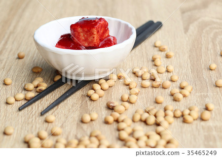 Tofu red Tofu red 35465249