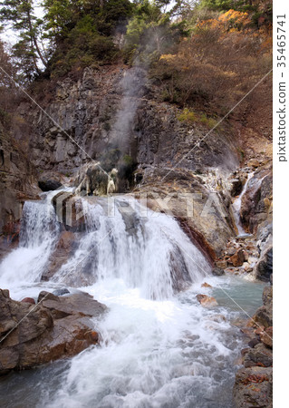 Nikko City Kawasu Yuzawa fountain tower (November 2017) 35465741
