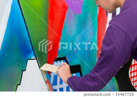 Graffiti. Graffiti. 35467728