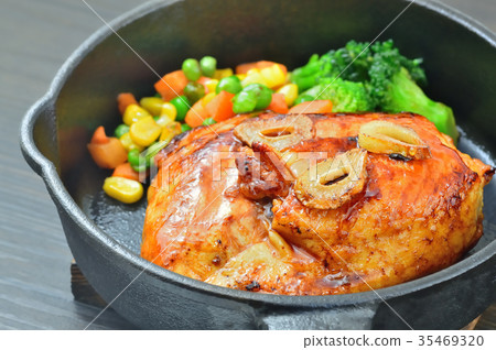 Teriyaki with chicken 35469320