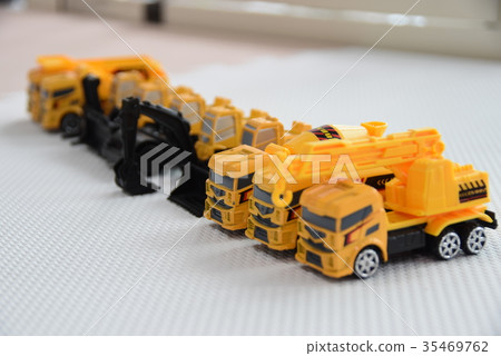 施工車輛 施工車輛 35469762
