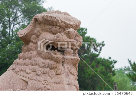 世界遺產清風嶺(銅陵公園)中國遼寧省沉陽市 世界遺產清風嶺(銅陵公園)中國遼寧省沉陽市 35470643