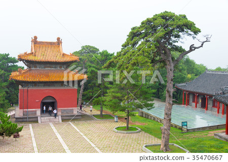 World Heritage Qing Feng Ling (Tong Ling Park) Shenyang City, Liaoning Province, China 35470667