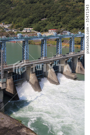 Ikeda Dam of the Yoshino River Ikeda Dam of the Yoshino River 35471343