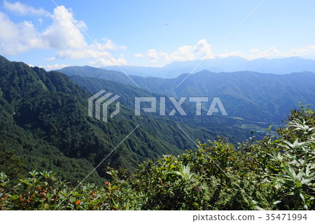 Reimei mountain Hakkai mountain scenery 35471994