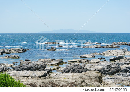 從立山市和伊東海岸觀看伊豆大島 35479063