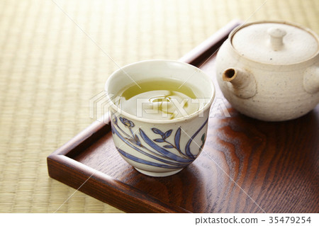 Tea and tatami Tea and tatami 35479254