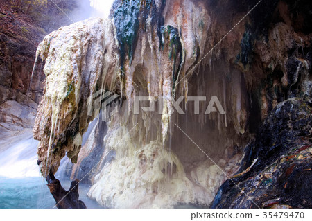 橫濱日光市湯澤噴泉塔的降水（2017年11月） 35479470