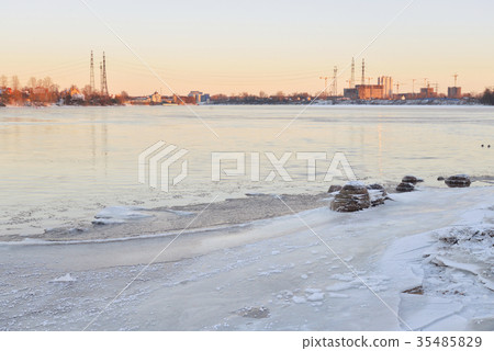 View of Neva River at winter sunset. View of Neva River at winter sunset. 35485829