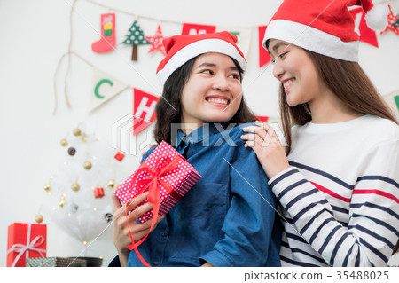 Asia lover Girl friend give Christmas gift Asia lover Girl friend give Christmas gift 35488025