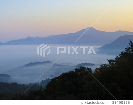 雲彩海在Oonan鎮 35490156