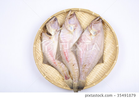 Red flounder dried food ingredients Red flounder dried food ingredients 35491879