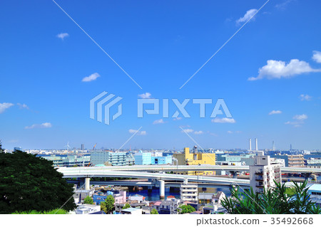 Yamashita pier and blue sky that Bay Bridge spans Yamashita pier and blue sky that Bay Bridge spans 35492668