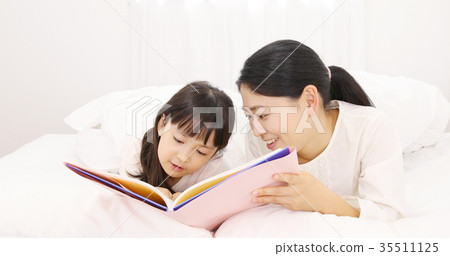 母親和女兒 35511125