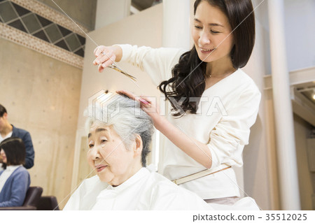 美髮師形象 35512025