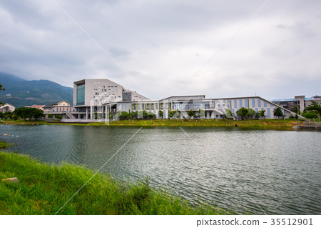 台灣台東大學圖書館Asia Taiwan Taitung University Library 35512901