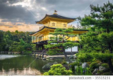 Kinkaku-ji golden temple, Kyoto, Japan 35515231