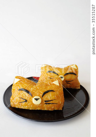 Inari sushi with fox 35515287