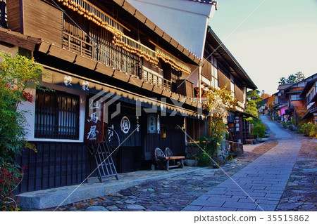 Late autumn Makinyu hotel Late autumn Makinyu hotel 35515862