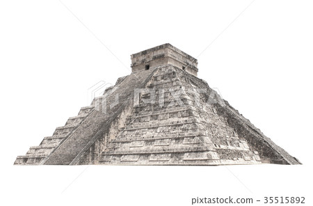 Ancient Mayan pyramid (Kukulcan Temple) 35515892