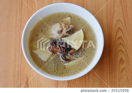boiled Chinese bamboo shoot with pork bone soup boiled Chinese bamboo shoot with pork bone soup 35515936