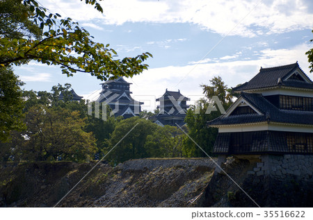 日本的100座大城堡熊本城,海角和大小租戶(2016年10月) 日本的100座大城堡熊本城,海角和大小租戶(2016年10月) 35516622