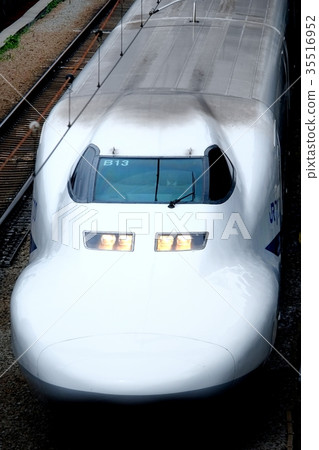 Shinkansen 35516952