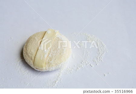 powder puff brush on white background 35516966