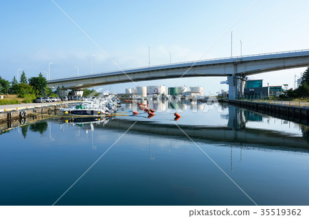 [Aomori] Morning in the Aomori Bay Area, Yacht Harbor 35519362