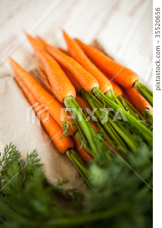 Fresh organic carrot 35520656