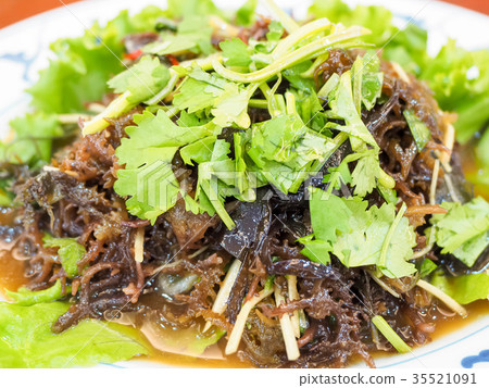 Cold coral grass 35521091