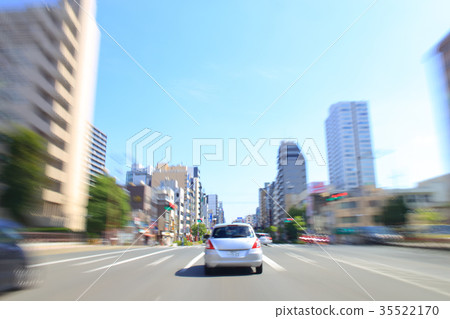 Car traveling on Tokyo's main road 35522170