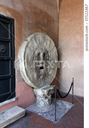 Mouth of truth Italy · Rome 35522867