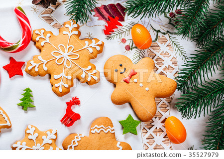 Christmas gingerbread cookies homemade  35527979