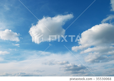 white clouds in sky 35530068