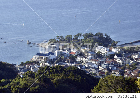 從Hayama Migaokayama觀看Morito神社和大海 35530121