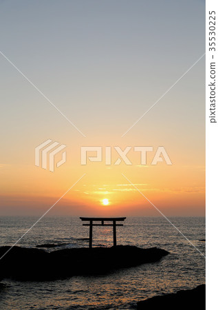 11月11日早上的大洗海岸的早晨的太陽 35530225