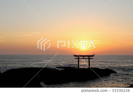 11月11日早上的大洗海岸的早晨的太陽 35530226