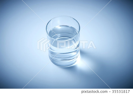 水 水 35531817