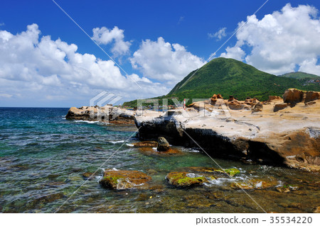 Taiwan, Northeast Point and Yilan Coast National Scenic Area, New Taipei City, South Yaqi Rock, South Yashi Stone, Seaside, Coast 35534220