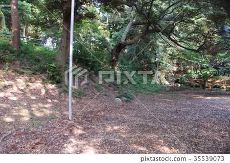 The remains of Kodai Castle ruins The remains of Kodai Castle ruins 35539073