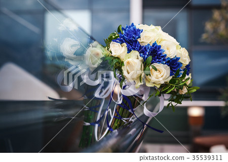 beautiful modern wedding bouquet beautiful modern wedding bouquet 35539311