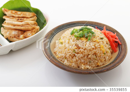 Fried rice and dumplings Fried rice and dumplings 35539855