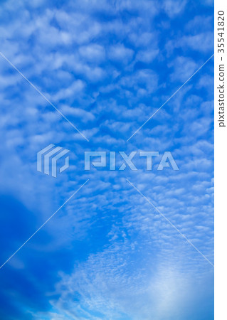 十一月的天空和雲彩（雲） 35541820