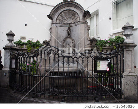 撒尿的撒尿小童 35546026